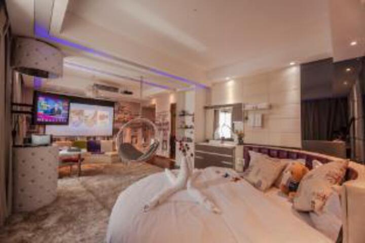 Parfick Fashion Esports Hotel (Taizhou Luqiao Wuyue Plaza Branch)
