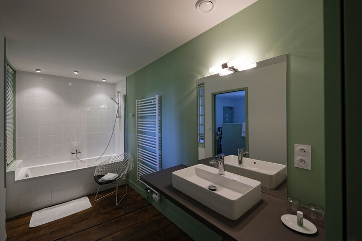 Room 20 of 40