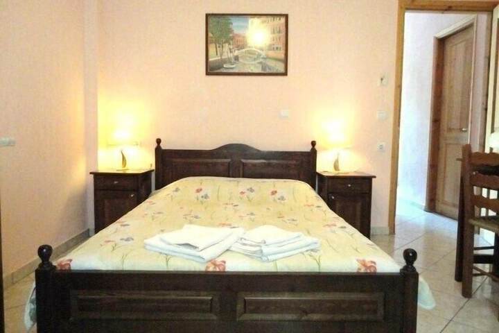 Room 3 of 15