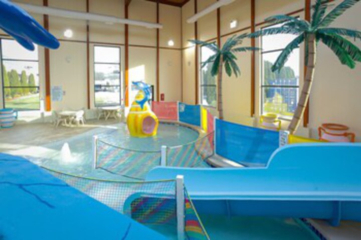Pool 118 of 222