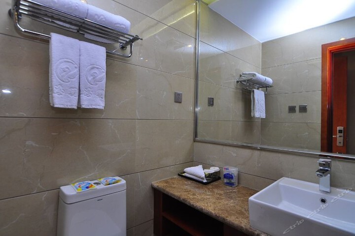 Baohai Mingzhu Hotel