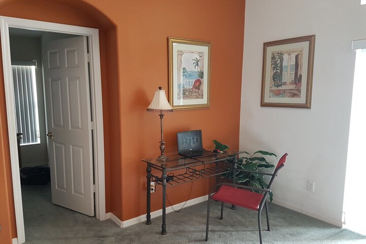 Room 11 of 20