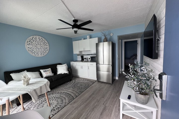 Room 9 of 38