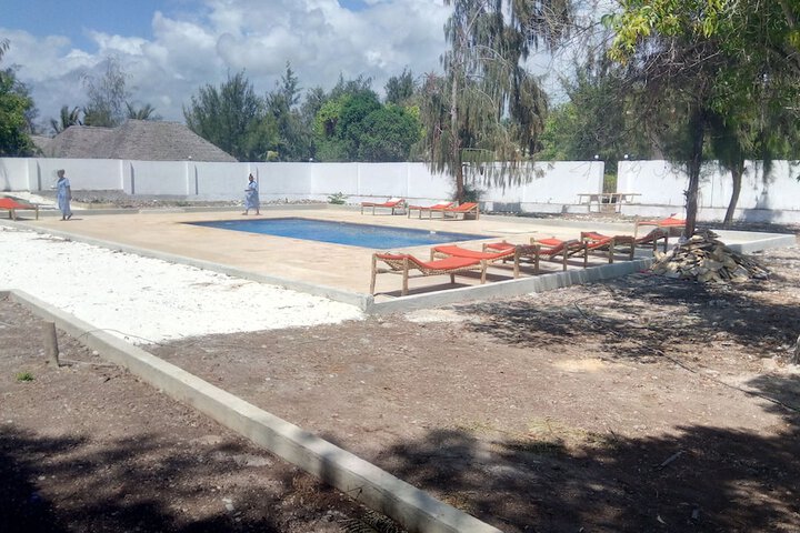 Pool 39 of 92