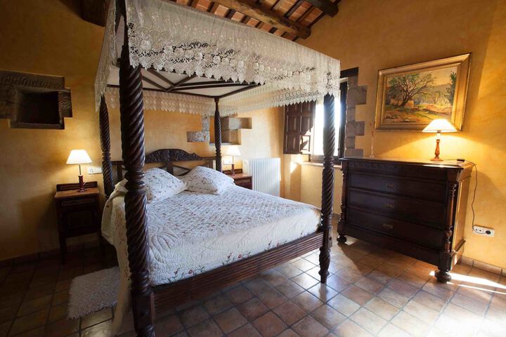 Room 10 of 54