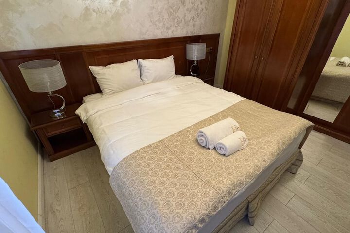 Room 5 of 21