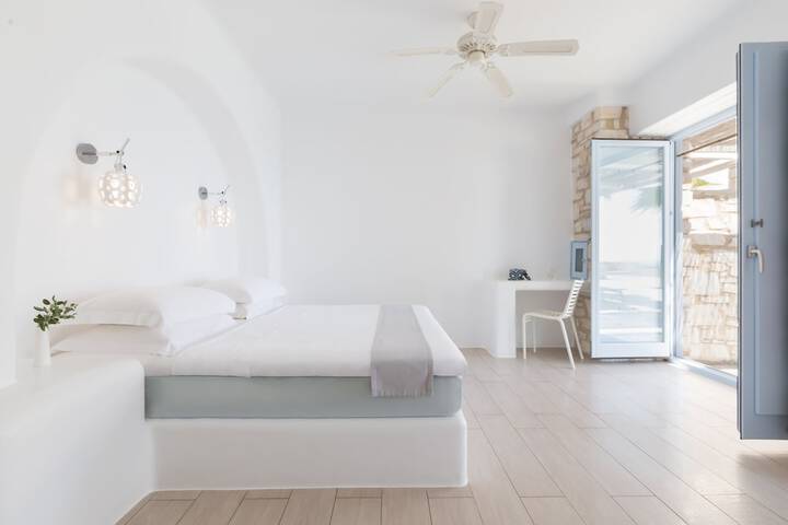 Room 28 of 120
