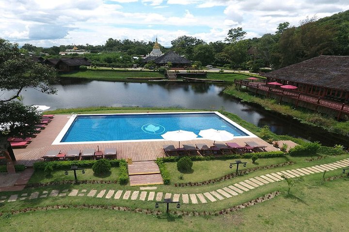 Pool Hotel
