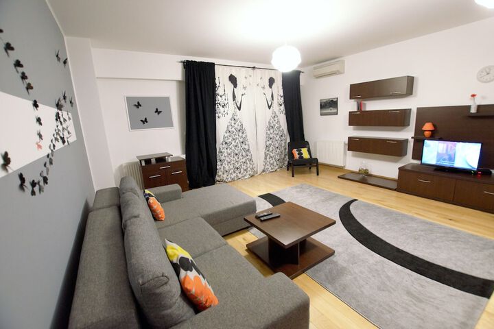 Room 143 of 206
