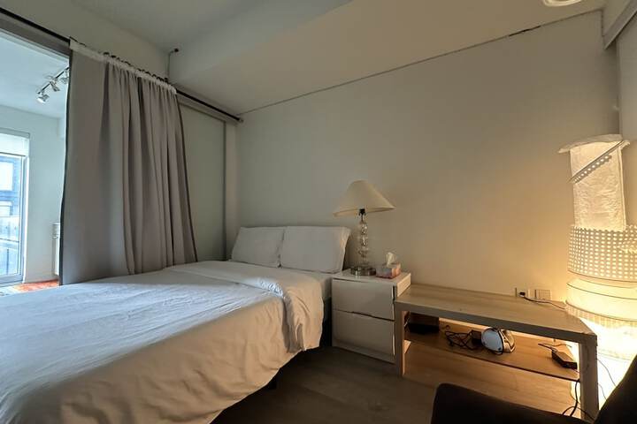Room 57 of 340