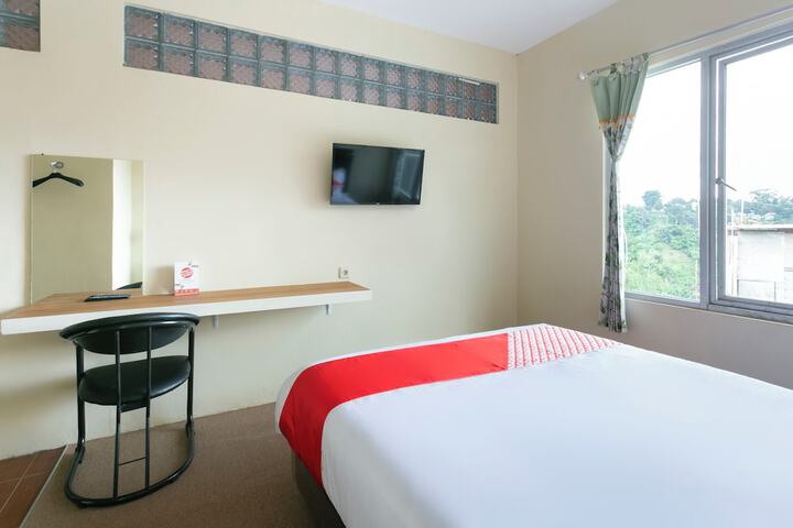 Room 16 of 21