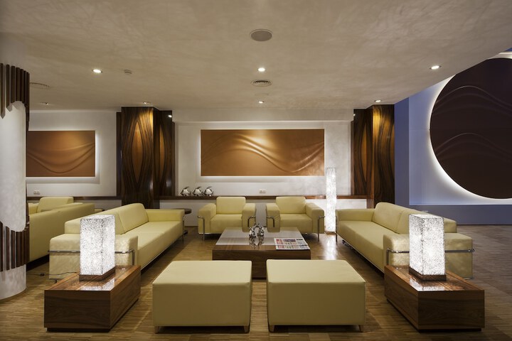 Hotel Interior 3 of 32