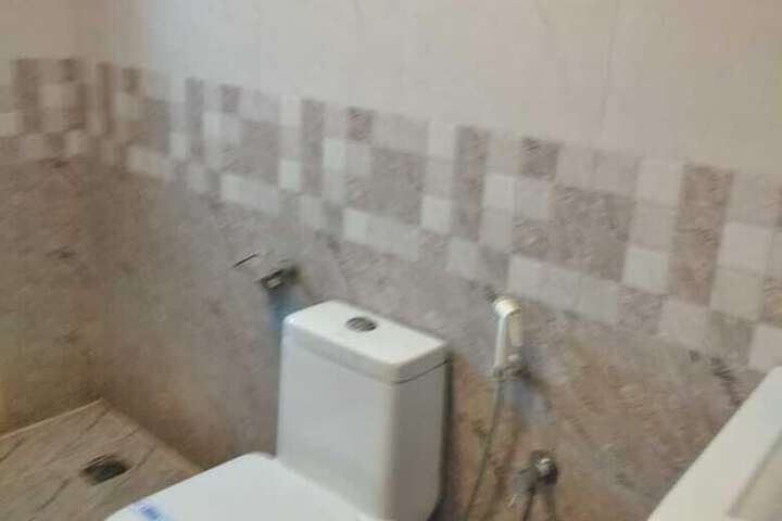 Room 8 of 8