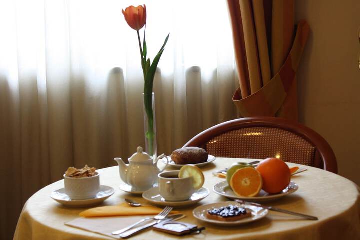 Breakfast area