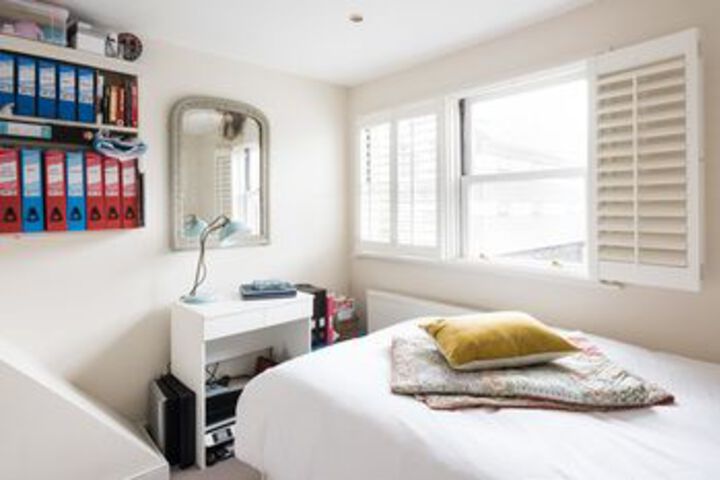 Room 15 of 25