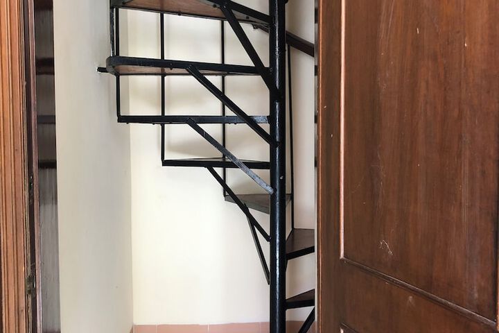 Room 21 of 170