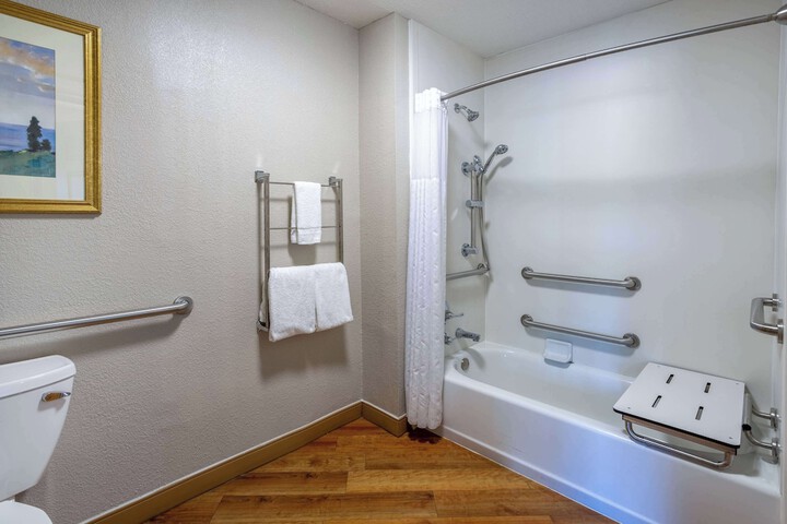 1 Double Bed Mobility Accessible Roll in Shower (13 of 13)