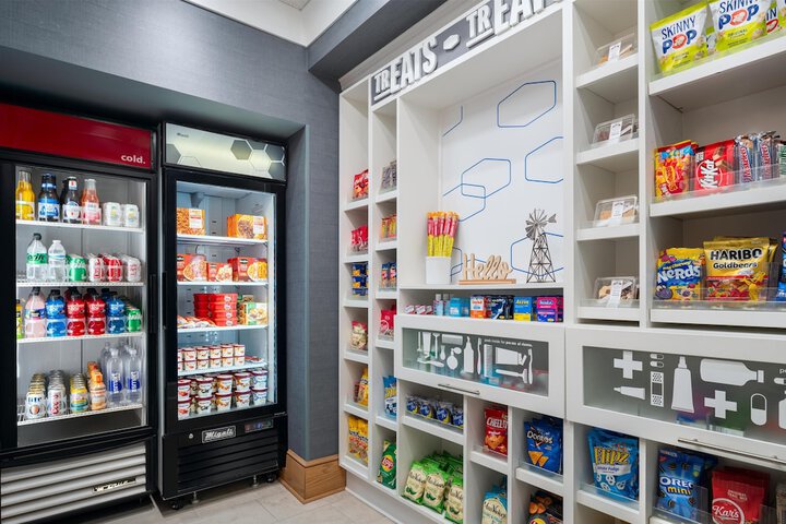 Snack bar