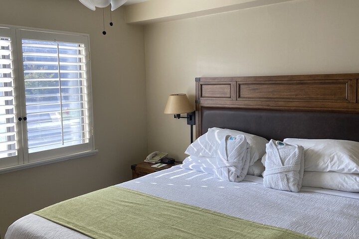 Room 16 of 60