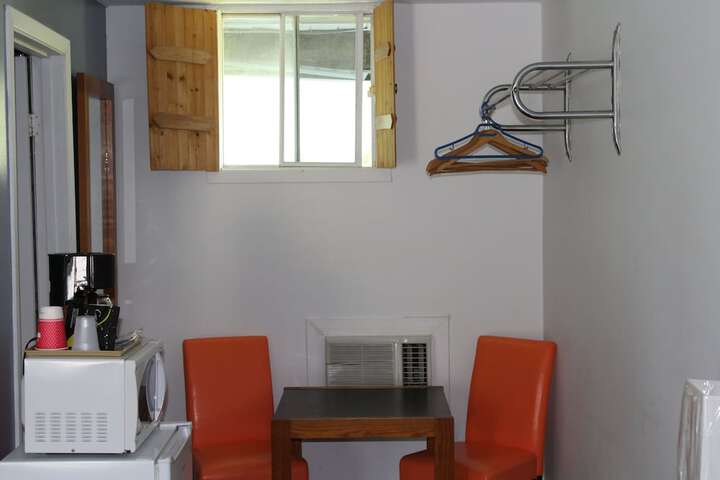 Room 14 of 23