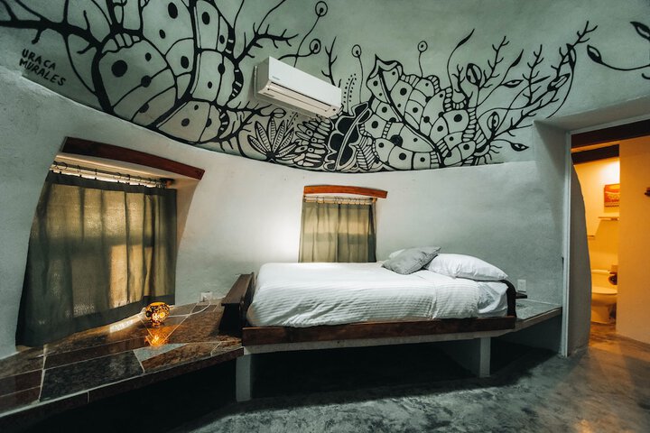 Room 48 of 122