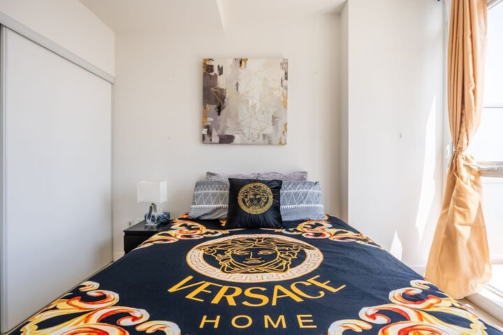 Room 153 of 223