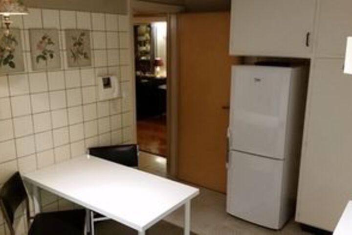 Room 20 of 33