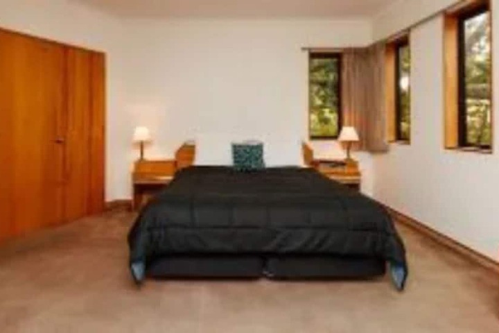 Room 15 of 25
