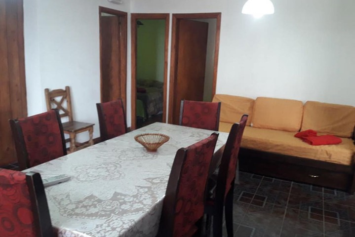 Room 6 of 11