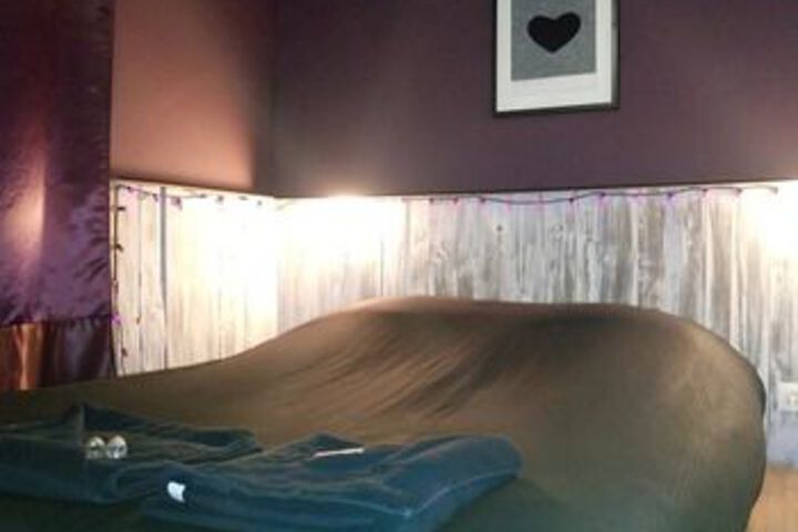 Room 13 of 24