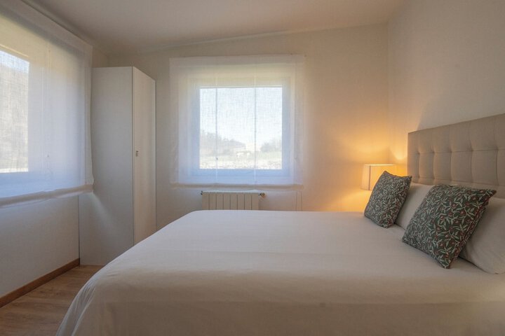 Room 8 of 72
