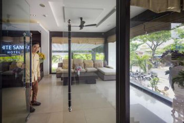 Hotel 60 of 91