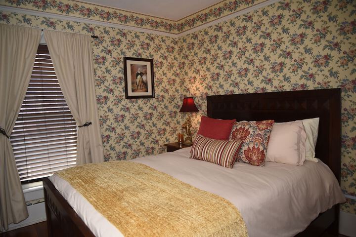 Room 17 of 96