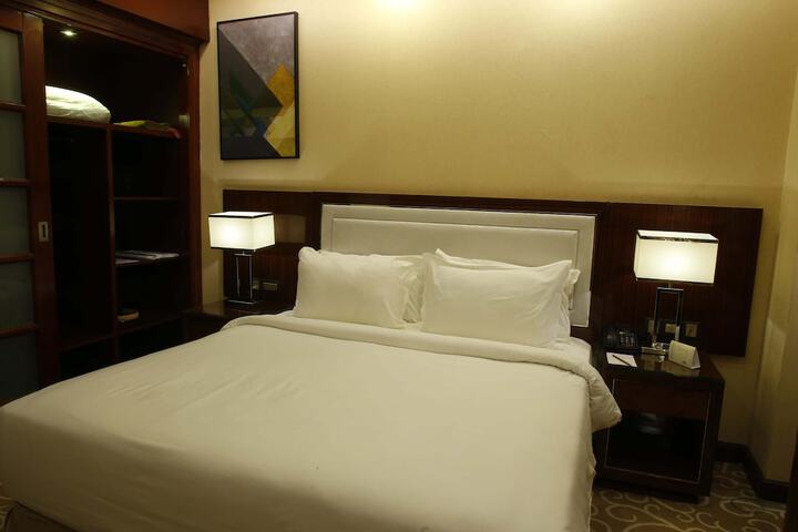 Room 26 of 70