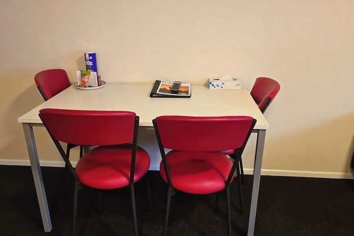 Room 64 of 175
