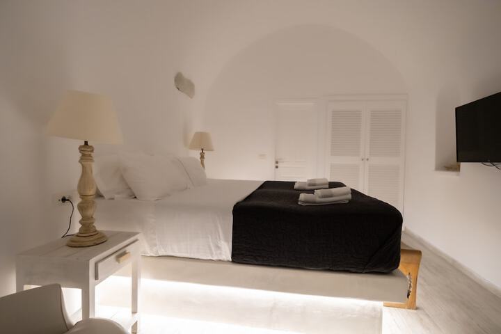 Room 38 of 154