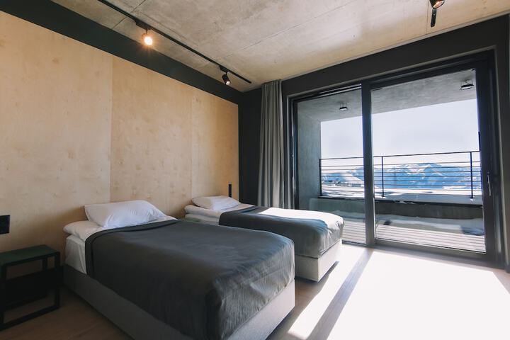 Room 14 of 69