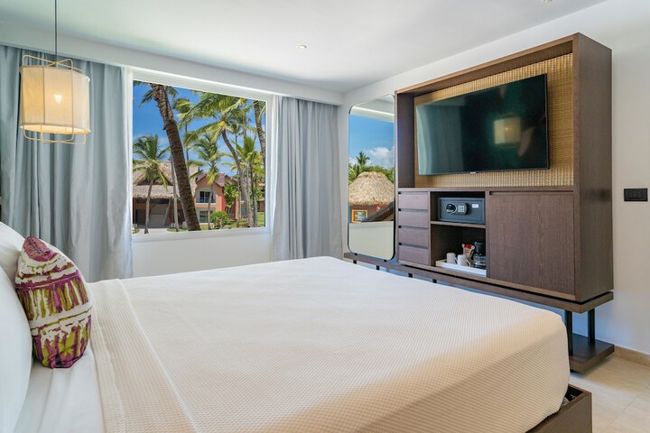 Room 21 of 218