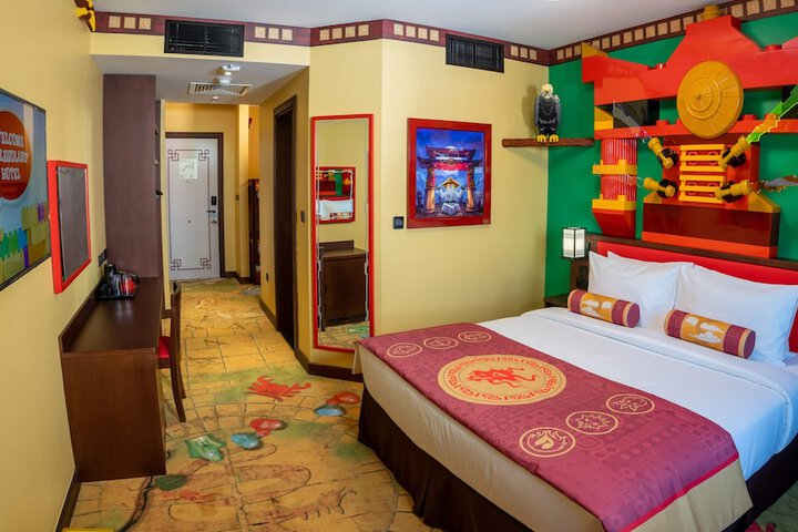 Room 19 of 54