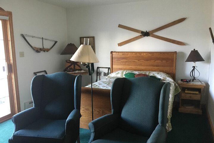 Room 4 of 67