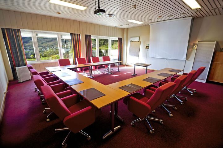 Meeting 9 of 11