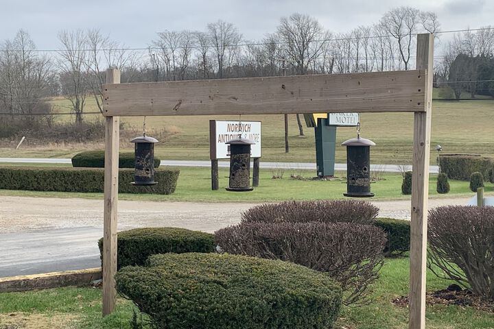 Hotel Exterior 48 of 65