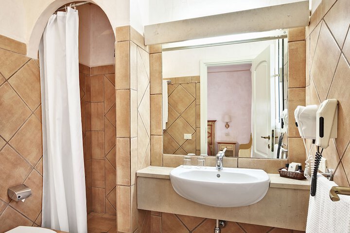 Bathroom Interior Photo