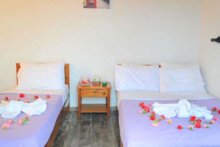 Room 17 of 29