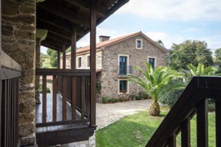 102713 House in Santiago de Compostela