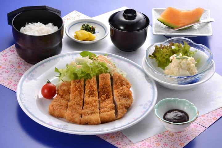Dining Photos