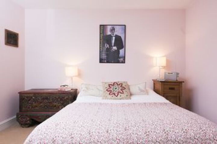 Room 13 of 23