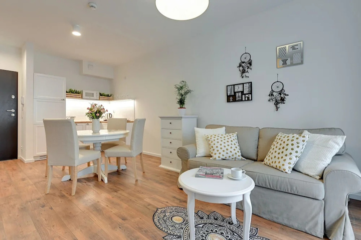 Room 5 of 14