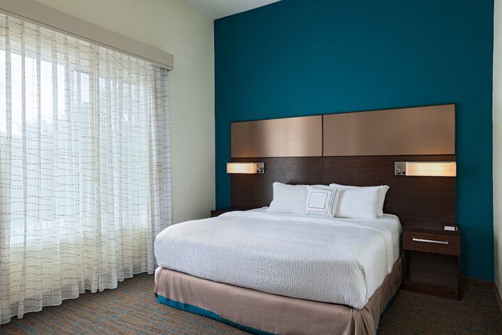 Room 10 of 43
