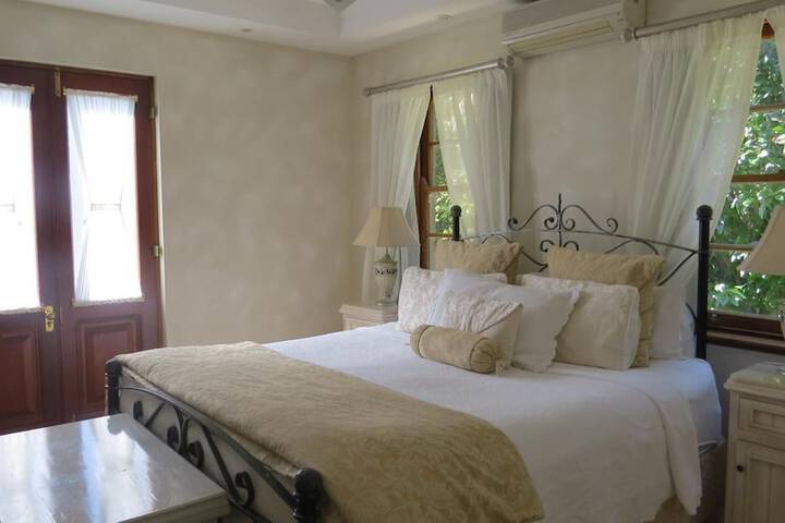 Room 26 of 67